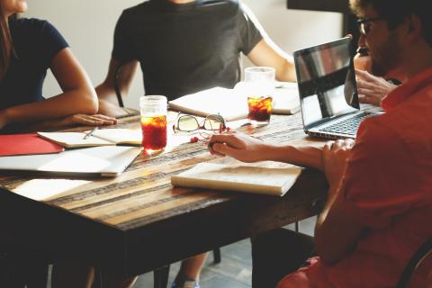 Travail : près d'un Français sur deux ne trouve plus de sens en ses missions